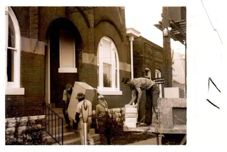 Harrodsburg Public Library on Poplar Street